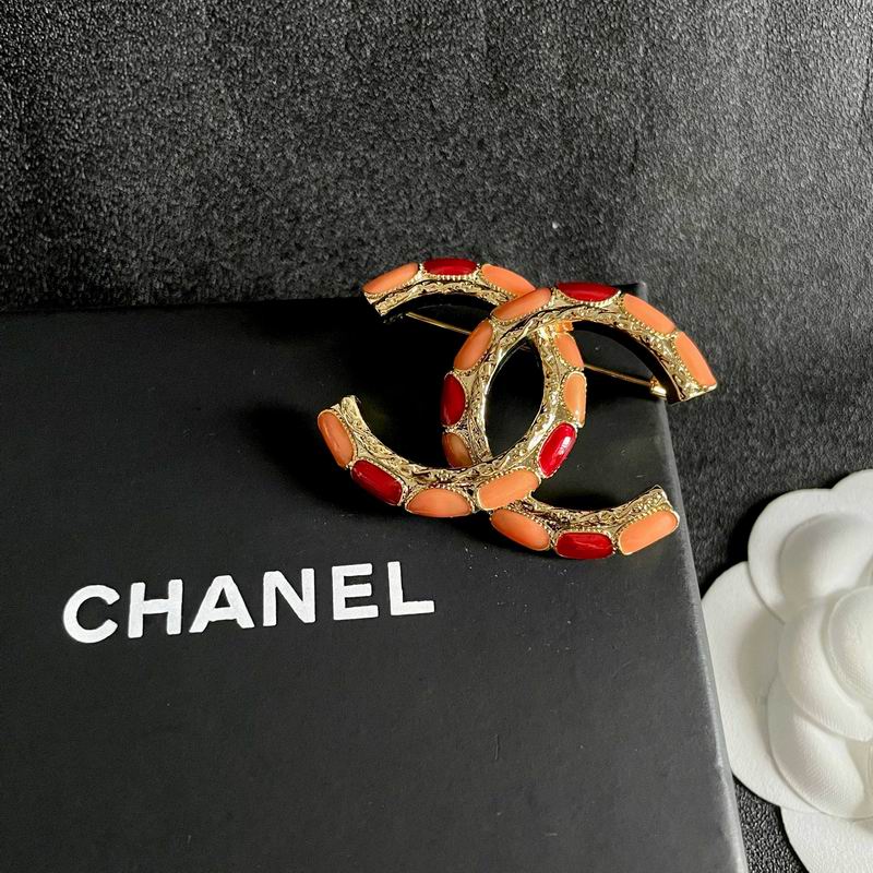Chanel Brooch 09yxs54